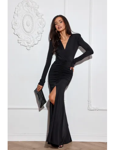 Ariella - elegantes Maxikleid mit Raffungen und hohem Schlitz in Schwarz.