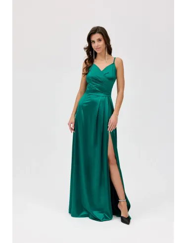 Salma – zielona satynowa sukienka maxi z kopertowym dekoltem | Roco Fashio