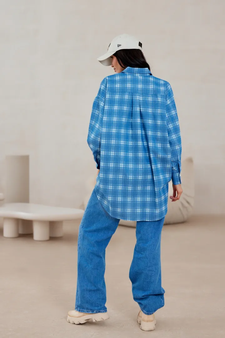 Olly - Oversize Damenhemd mit Longline-Silhouette und klassischem Kragen A29