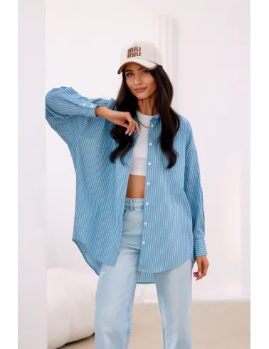 Olly - Blaues Oversize Damenhemd mit Longline-Silhouette & klassischem Kragen | Roco Fashion