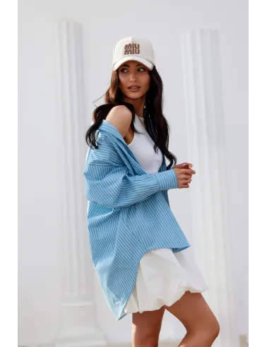 Olly - Blaues Oversize Damenhemd mit Longline-Silhouette & klassischem Kragen | Roco Fashion