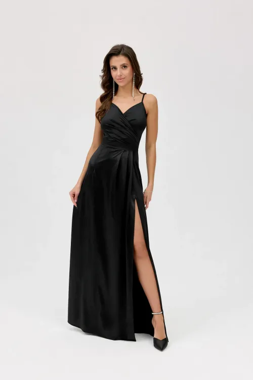 Salma – schwarzes Satinkleid Maxi mit Wickelausschnitt | Roco Fashion