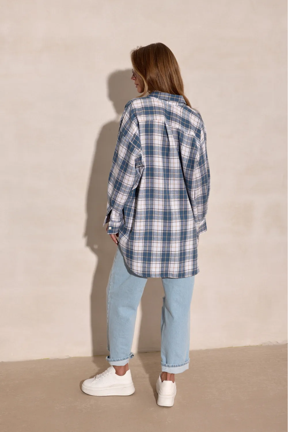 Salina – oversize koszula w kratę z długim rękawem | Roco Fashion