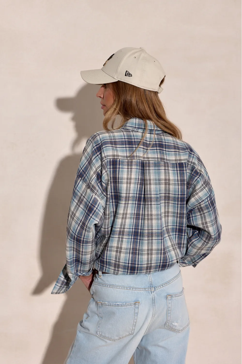 Salina – oversize koszula w kratę z długim rękawem | Roco Fashion Salina – oversize koszula w kratę z długim rękawem | Roco Fashion