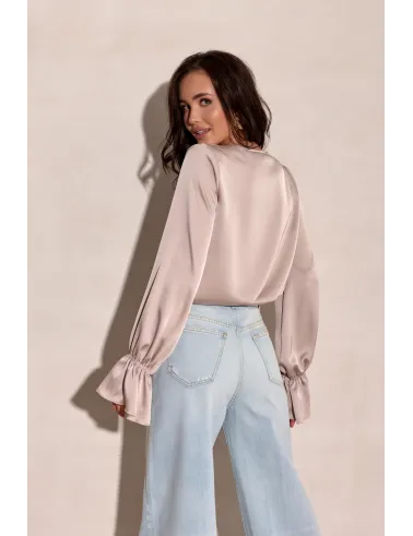 Soraya – elegante Damenbluse mit Bindeschleife und langen Ärmeln in Hellbeige | Roco Fashion
