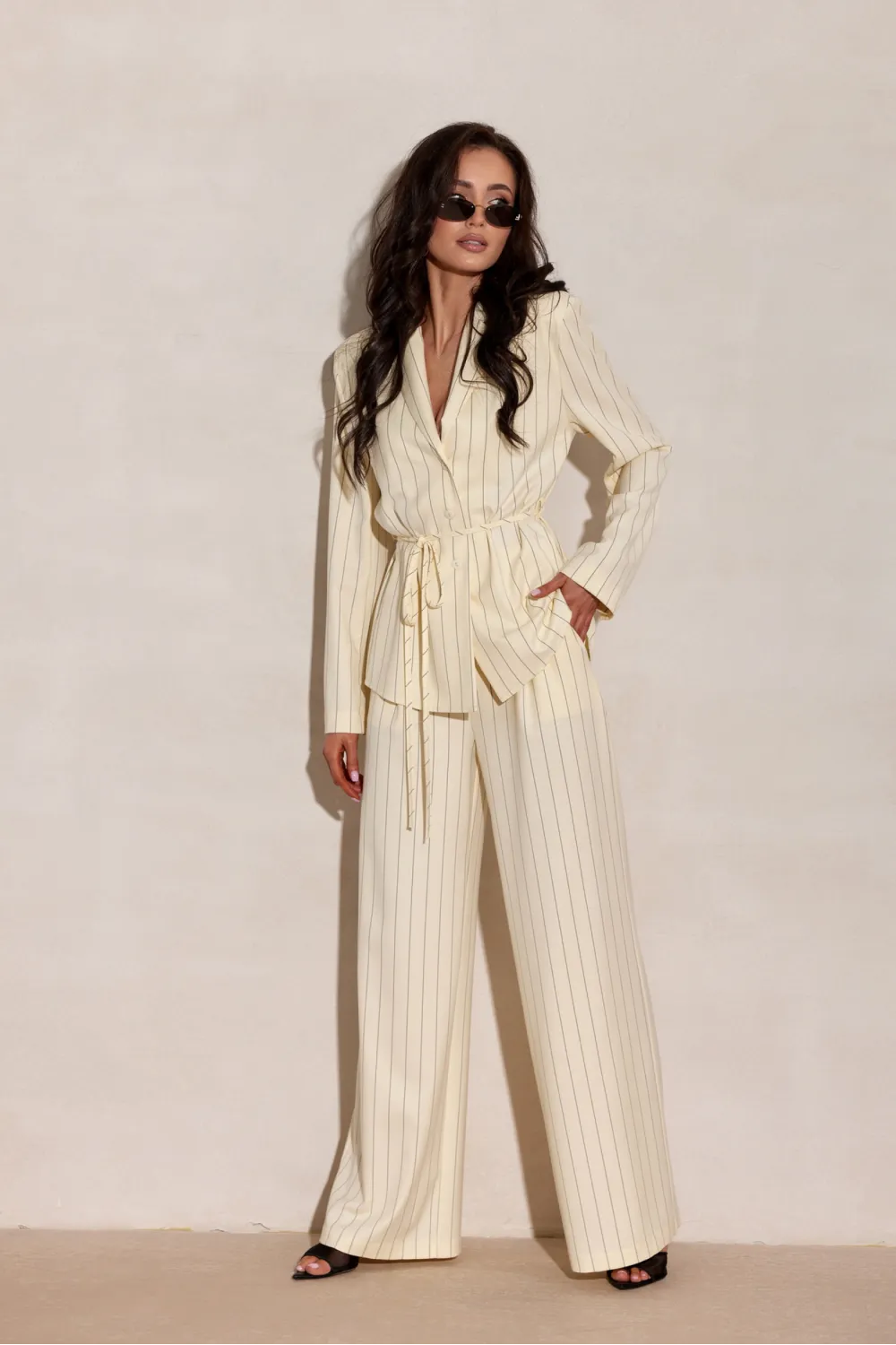 Anette – eleganckie spodnie palazzo z wysokim stanem żółte | Roco Fashion