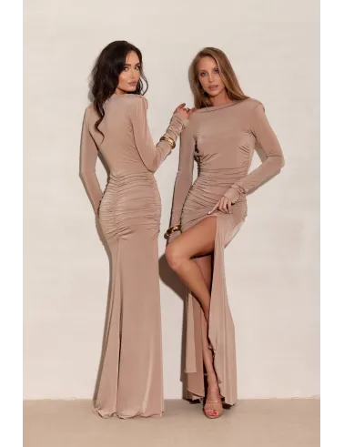 Ariella – elegantes Maxikleid in Cappuccino mit Raffungen & hohem Schlitz | Roco Fashion
