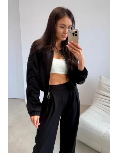 Coraline – kurze Bomberjacke mit langen Ärmeln in Schwarz Damen | Roco Fashion