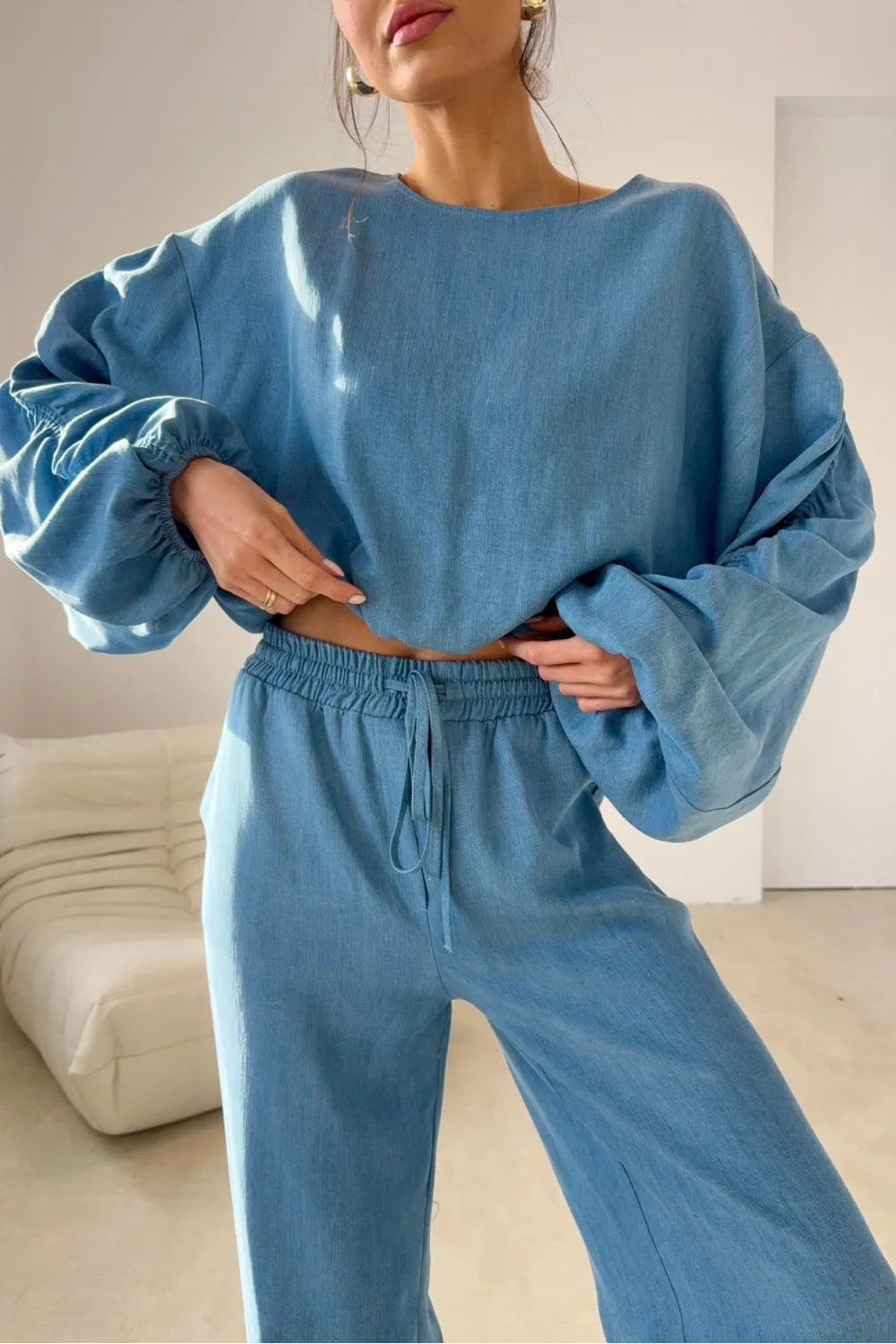 Rosalina – Cropped Bluse mit weitem Schnitt und Volumenärmeln | Roco Fashion