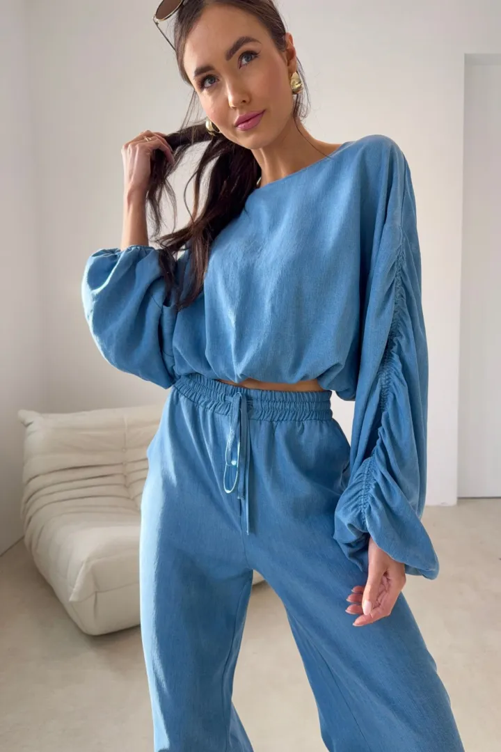 Rosalina - Cropped Bluse mit weitem Schnitt und Volumenärmeln J07