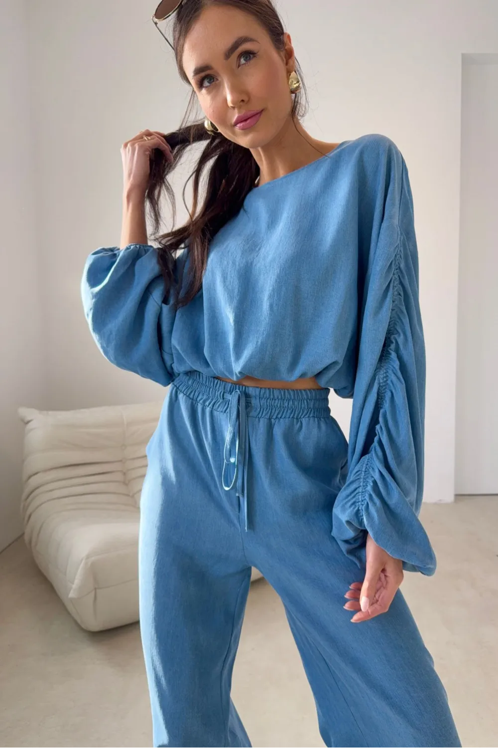 Rosalina – krótka luźna bluzka z szerokimi rękawami, elegancka i komfortowa | Roco Fashion