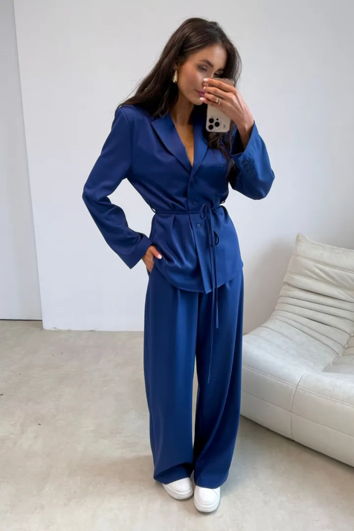 Anette - eleganckie spodnie z wysokim stanem i szeroką nogawką w kolorze jeansowym