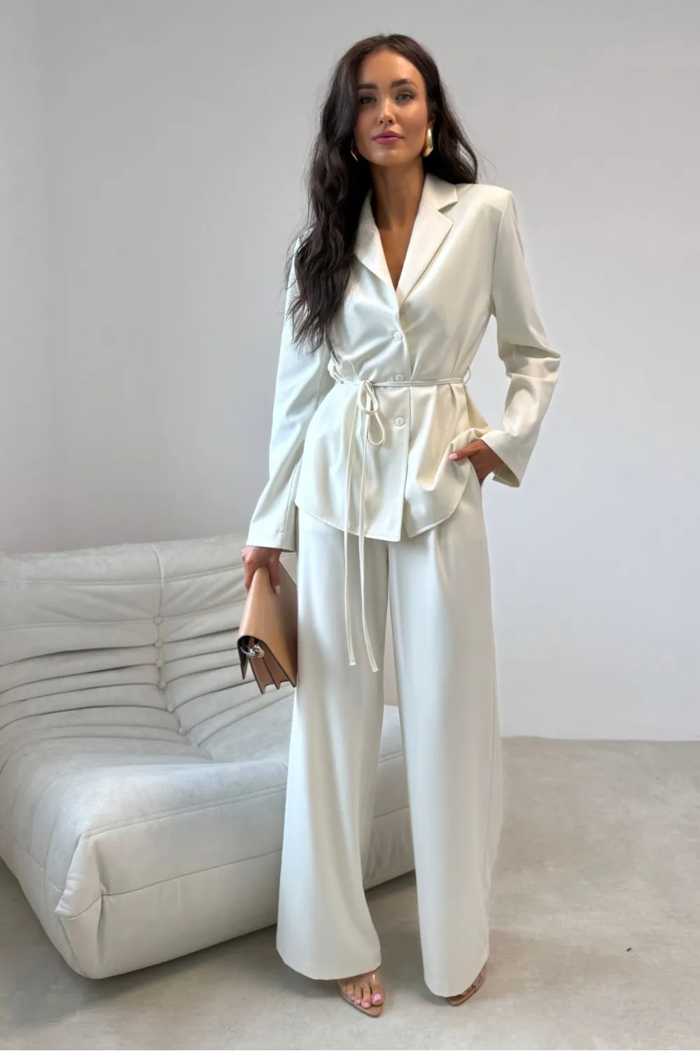 Aveline – Elegante Bluse im Blazerstil mit Taillenband, vanillefarben | Roco Fashion