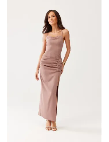 Aria – brązowa sukienka midi z wiązaniem na plecach | Roco Fashion