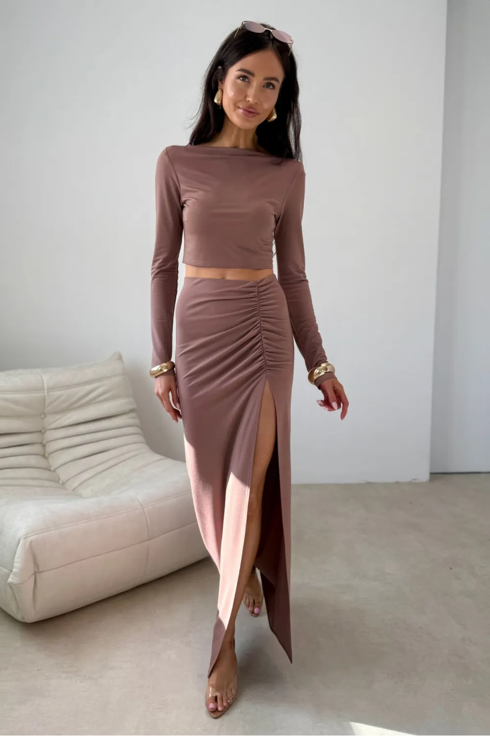 Linnea – figurbetontes Langarm-Top im minimalistischen Design in Cappuccino | Roco Fashion