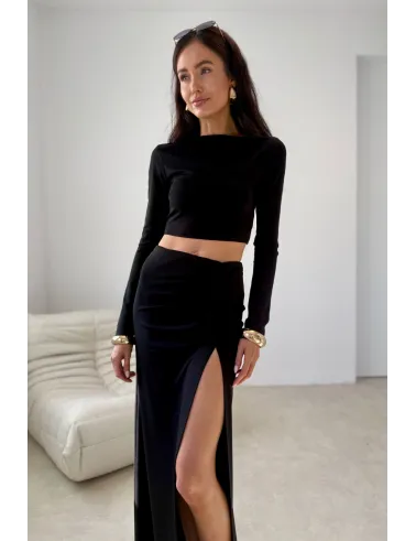 Linnea – figurbetontes Langarm-Top im minimalistischen Design in Schwarz | Roco Fashion