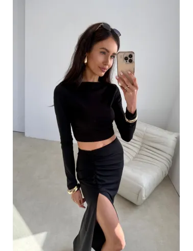 Linnea – figurbetontes Langarm-Top im minimalistischen Design in Schwarz | Roco Fashion