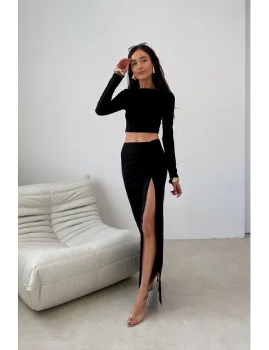 Linnea – figurbetontes Langarm-Top im minimalistischen Design in Schwarz | Roco Fashion