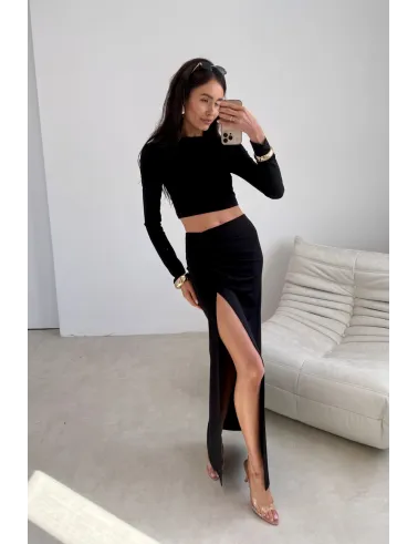 Ottilia – Figurbetonter Maxirock mit Drapierung und Beinschlitz Schwarz | Roco Fashion