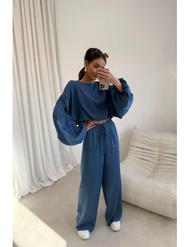 Rosalina – Cropped Bluse mit weitem Schnitt und Volumenärmeln in Blau | Roco Fashion