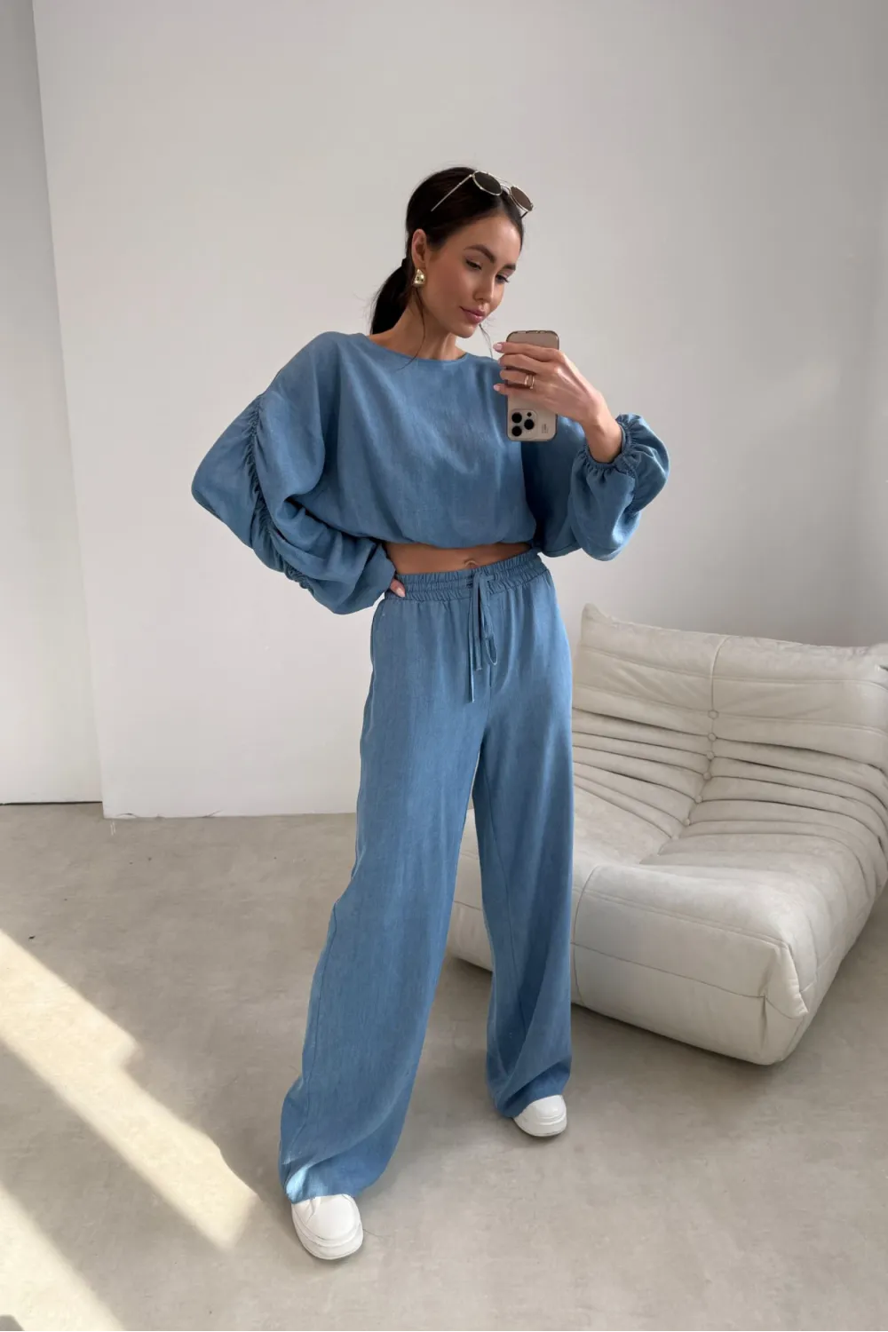 Emmy – szerokie spodnie z elastyczną talią i wiązaniem | Roco Fashion