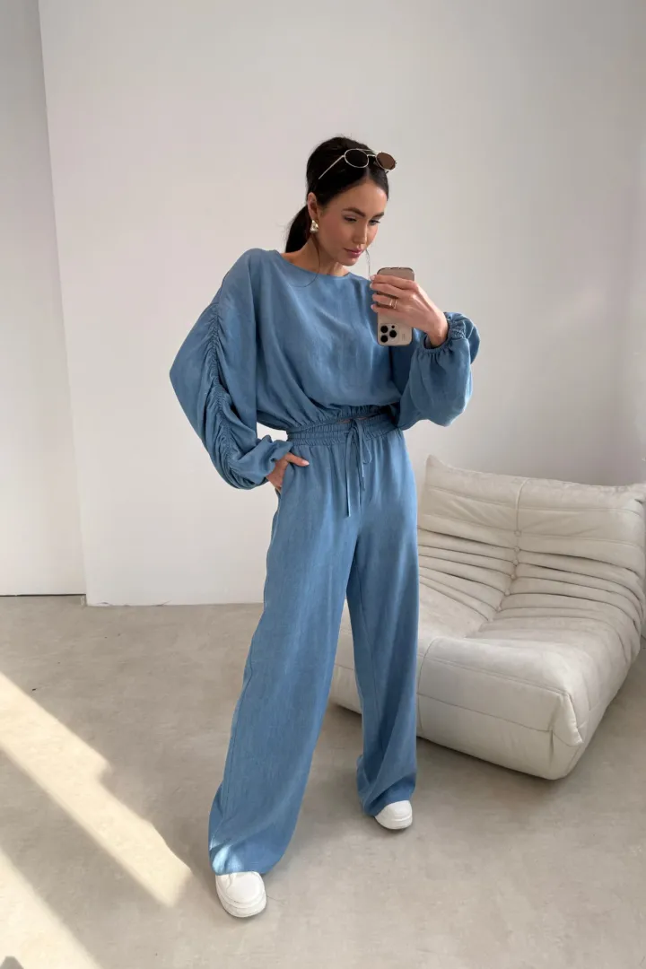 Emmy - Weite Hose mit elastischem Bund und Bindeband J07