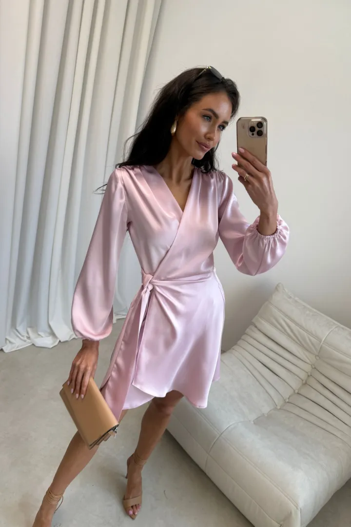 Catlin - Elegantes Mini Wickelkleid mit Taillenband und langen Ärmeln in hell pink