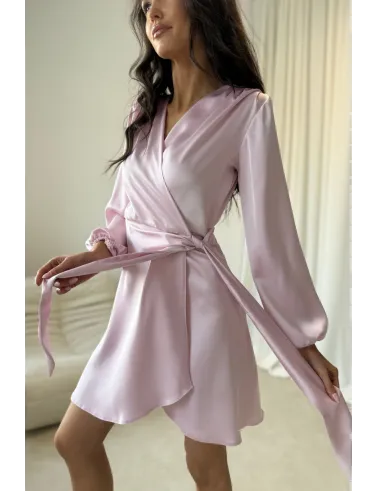 Catlin – Elegantes Mini Wickelkleid in Hellpink mit Taillenband & langen Ärmeln | Roco Fashion