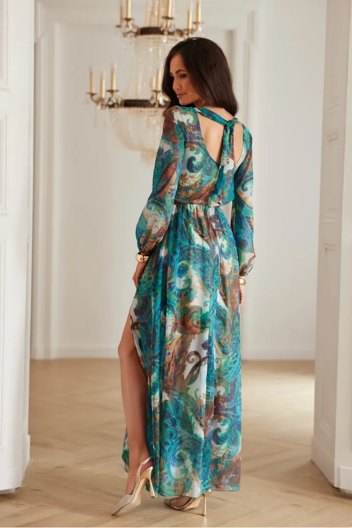 Alessia – Maxi-Kleid aus Chiffon mit Paisley-Muster und Rückenausschnitt