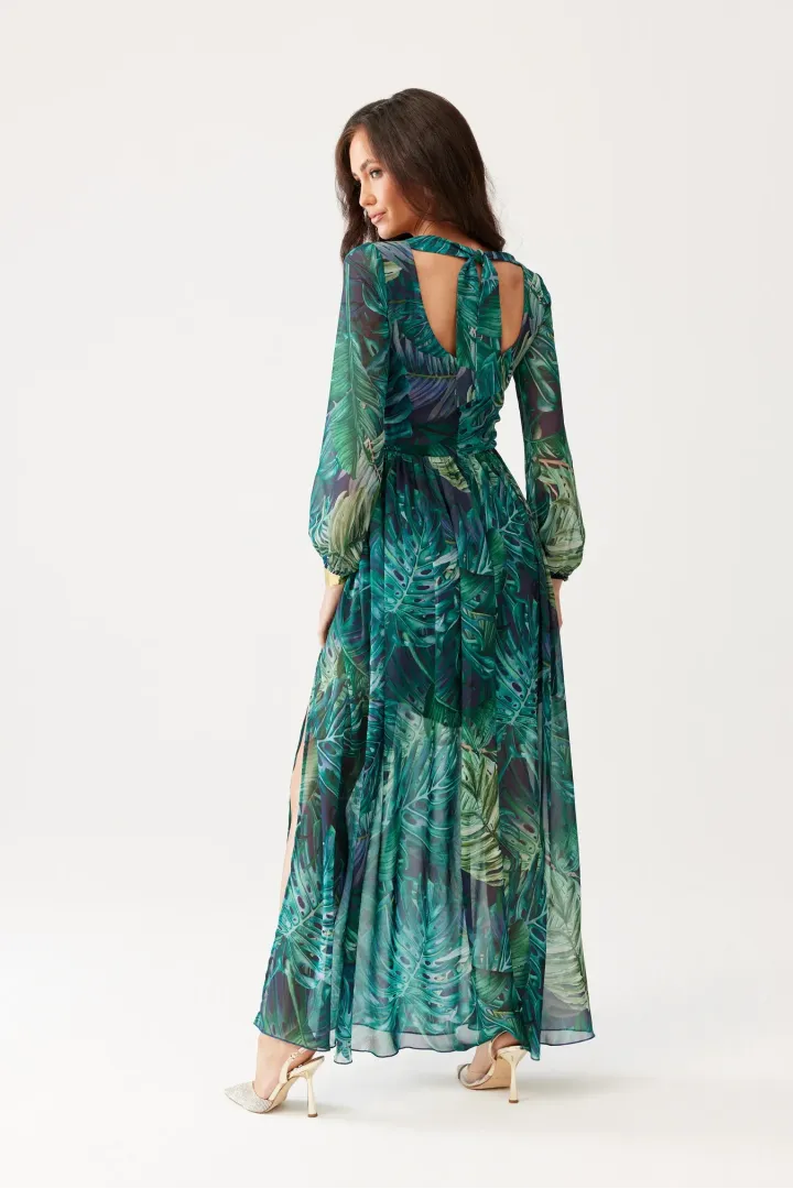 Alessia – Maxi-Kleid aus Chiffon mit Blätterprint und Rückenausschnitt
