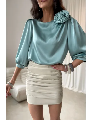 Giana – stilvolle Bluse in Mint mit floraler Applikation & voluminösen Ärmeln | Roco Fashion