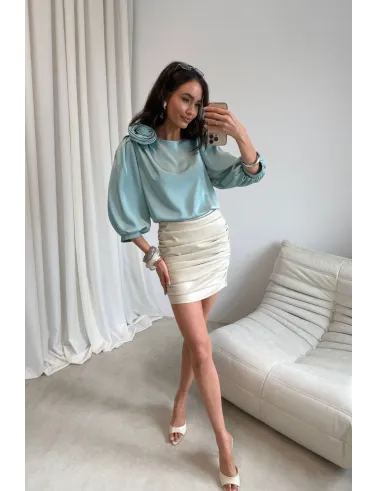 Giana – stilvolle Bluse in Mint mit floraler Applikation & voluminösen Ärmeln | Roco Fashion