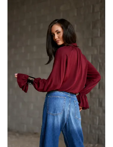 Isabel – elegancka bordowa bluzka z wiązaniem przy szyi | Roco Fashion