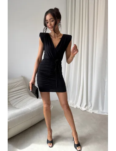 Zirelle – figurbetontes Minikleid mit Raffungen & Wickelausschnitt in Schwarz | Roco Fashion