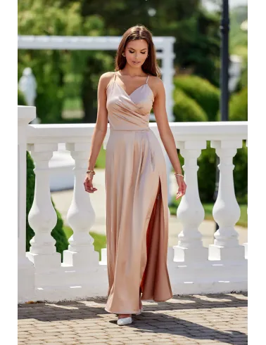 Salma – elegantes Satin-Maxikleid mit Drapierung & hohem Schlitz Beige | Roco Fashion