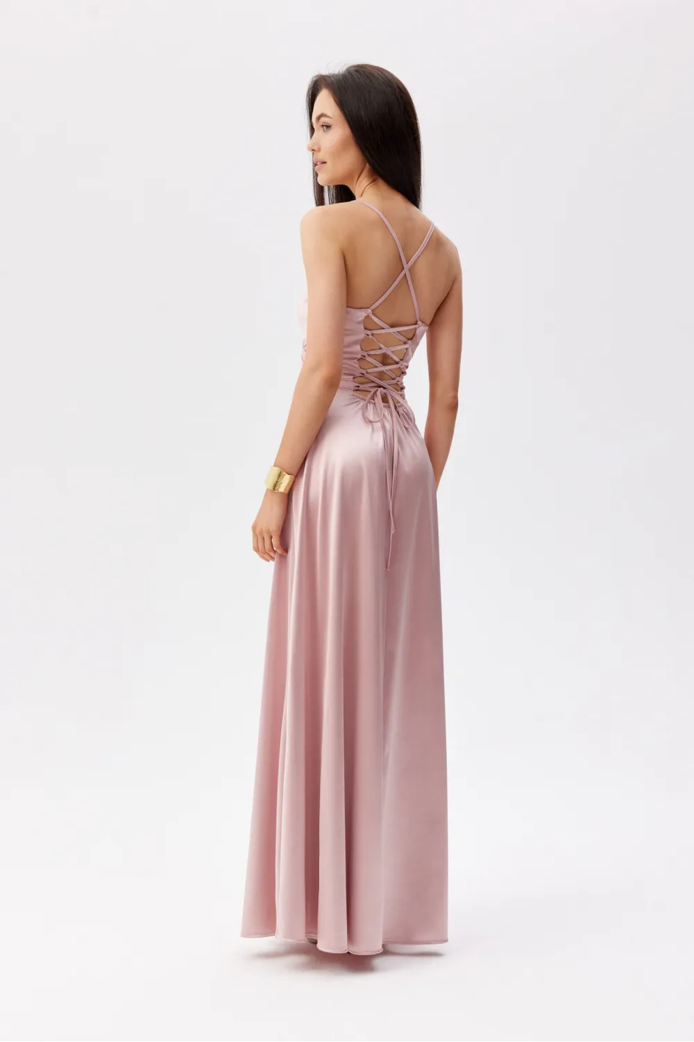 Serena – elegantes Satin Maxikleid Rosa mit Beinschlitz & Schnürung | Roco Fashion