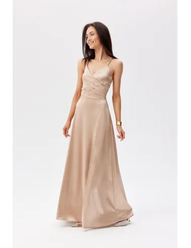 Serena – elegantes Satin Maxikleid Beige mit Beinschlitz & Schnürung | Roco Fashion
