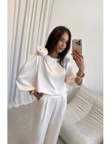 Elsa – eleganckie szerokie spodnie satynowe waniliowe damskie | Roco Fashion