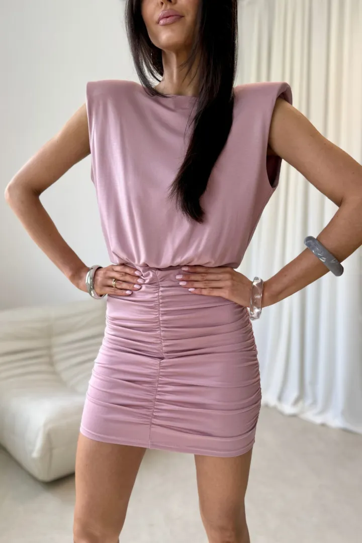 Yselle - Elegantes Minikleid mit Raffungen und tiefem Rückenausschnitt in dunkel Rosa