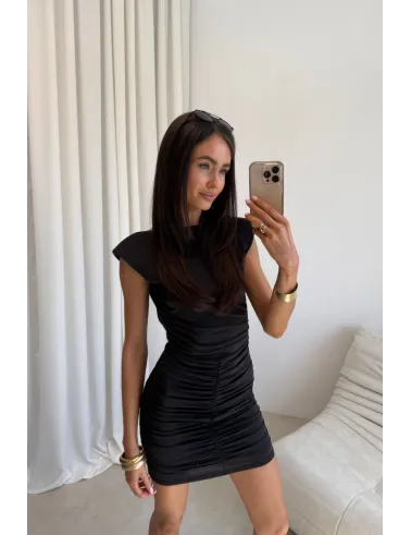 Celestia - Figurbetontes Mini Kleid mit Raffungen und tiefem Rückenausschnitt in Schwarz | Roco Fashion
