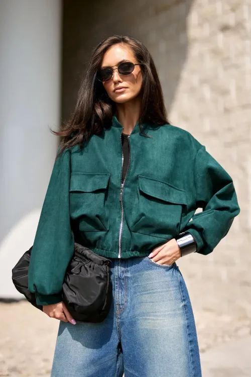 Vivara – kurtka bomberka w kolorze butelkowej zieleni na zamek | Roco Fashion