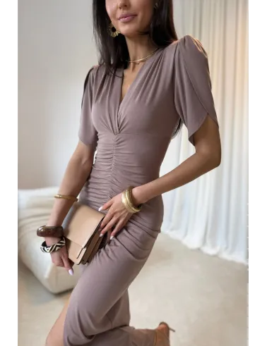 Melisandre - elegante Midikleid mit Raffungen in Cappuccino | Roco Fashion