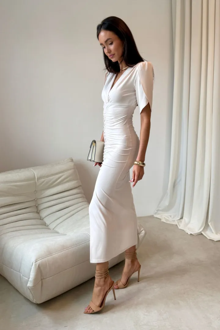 Melisandre - elegante Midikleid mit Raffungen in Vanille