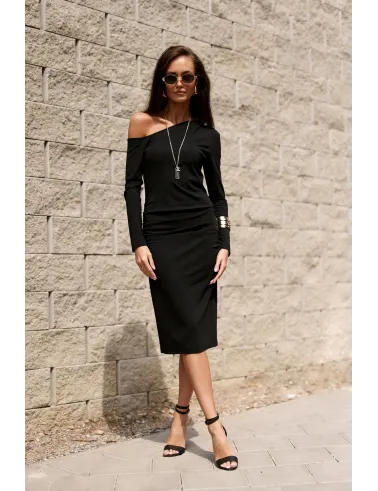 Noemi – schwarzes Midikleid mit asymmetrischem Ausschnitt | Roco Fashion