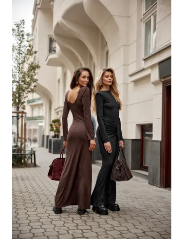 Serenya – schwarzes Maxikleid mit Rückenausschnitt | Roco Fashion