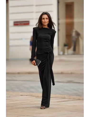 Serenya – schwarzes Maxikleid mit Rückenausschnitt | Roco Fashion