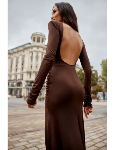Braunes Maxikleid Veloria mit Rückenausschnitt – Roco Fashion