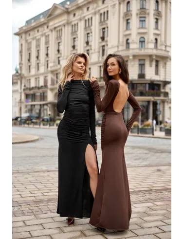 Braunes Maxikleid Veloria mit Rückenausschnitt – Roco Fashion