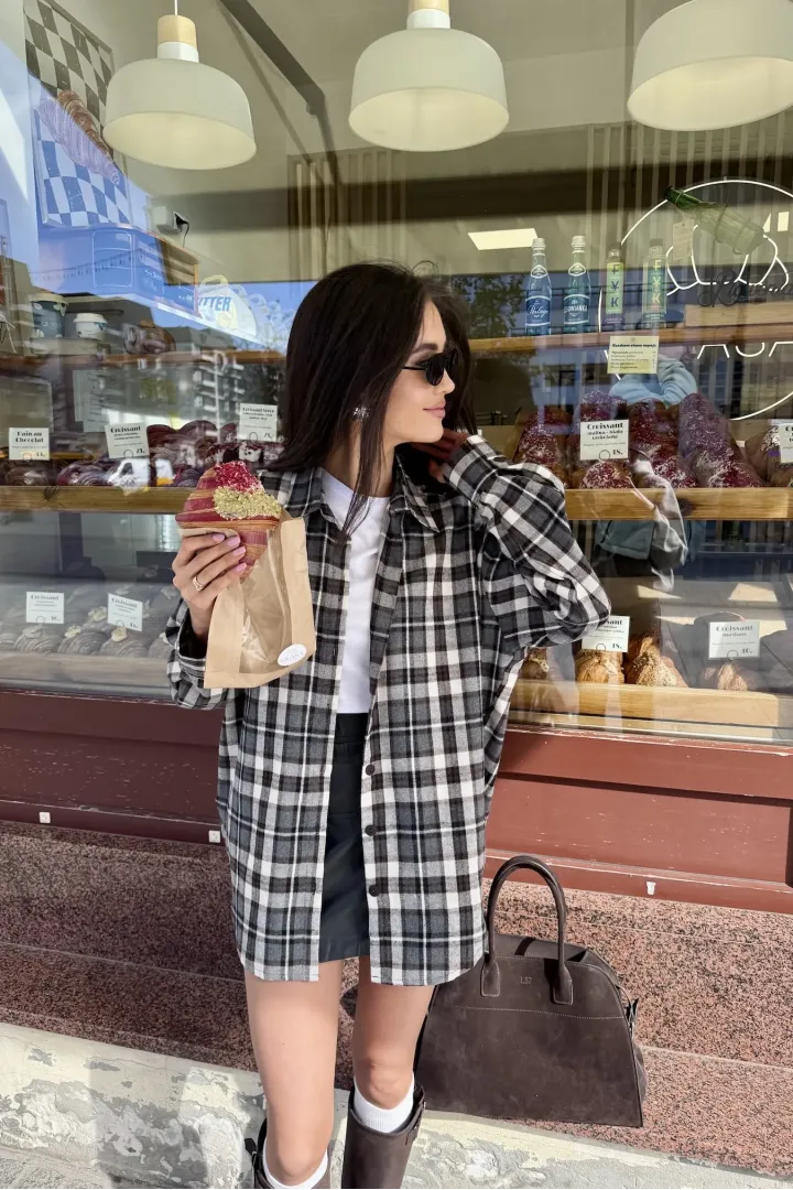 Katnis – taupefarbenes Hemd mit Karomuster