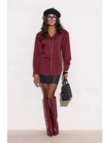 Livia – taillierte Long-Bluse mit Bindegürtel in Burgunderrot | Roco Fashion